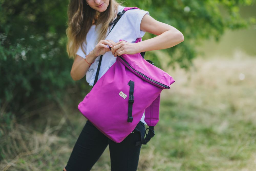 Monkey Mum® Zintegrowany plecak softshellowy do nosidełka Carrie - Soczysta malina