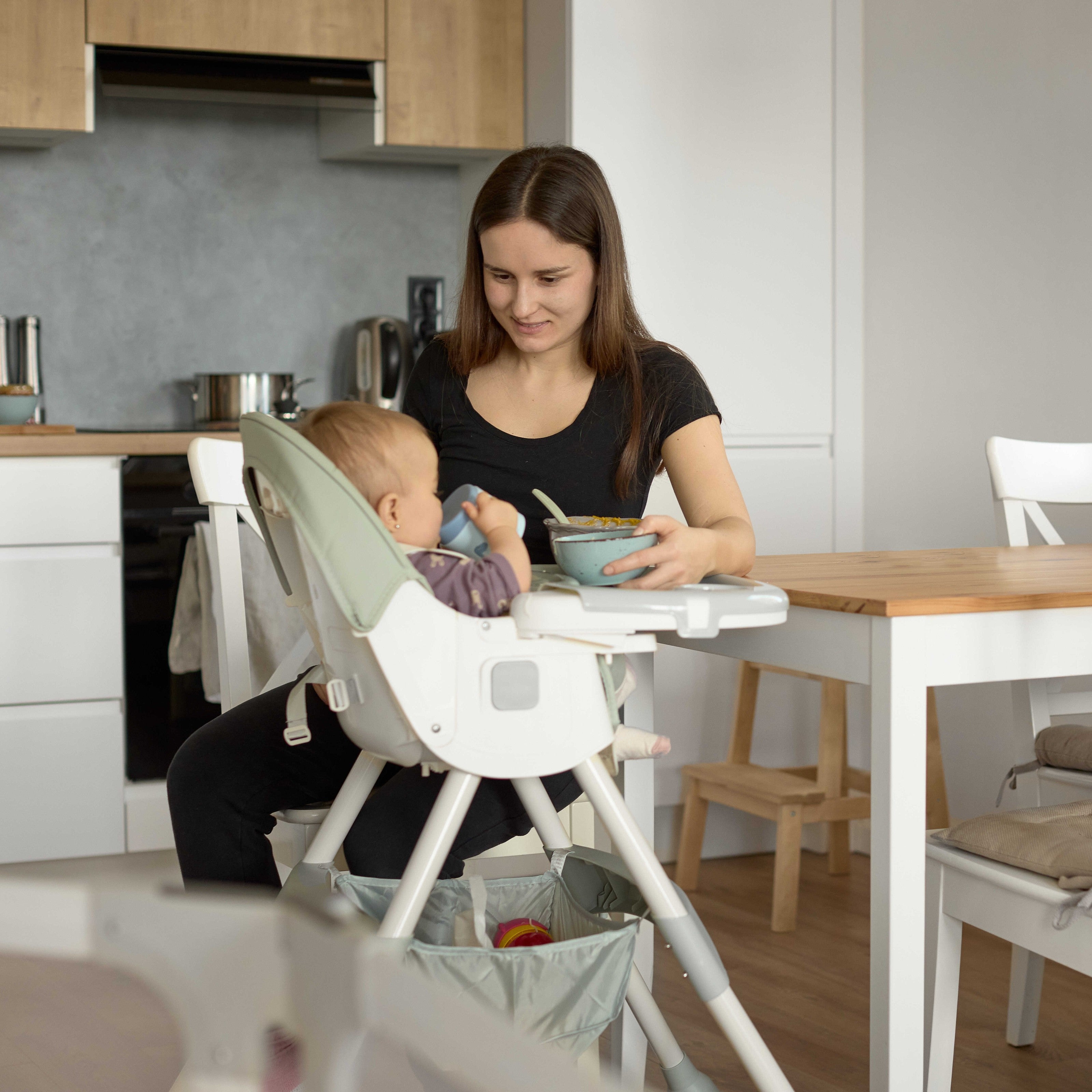 Dziecięce krzesełko do karmienia 2w1 Comfort - Beżowe