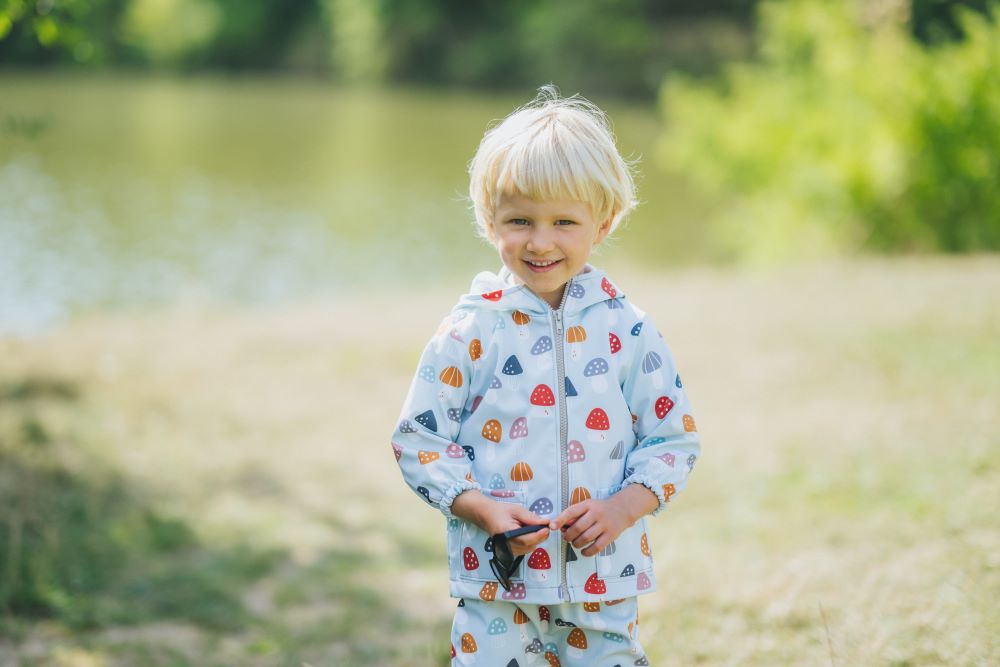 Dziecięca kurtka softshellowa z membraną Monkey Mum® - Kolorowe muchomory