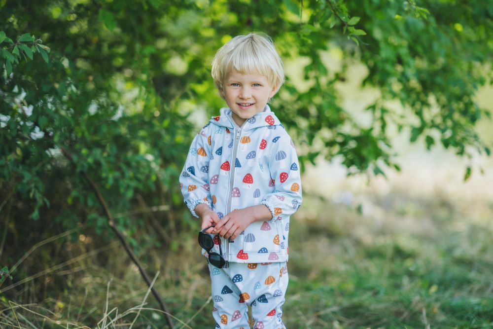 Dziecięca kurtka softshellowa z membraną Monkey Mum® - Kolorowe muchomory