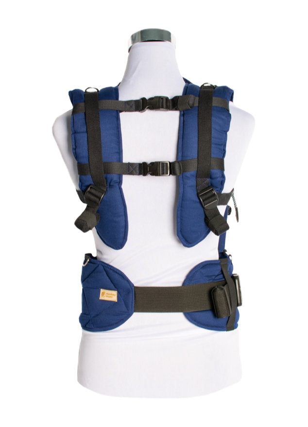 Monkey Mum® Ergonomiczne rosnące nosidło Carrie - Marynarski granat