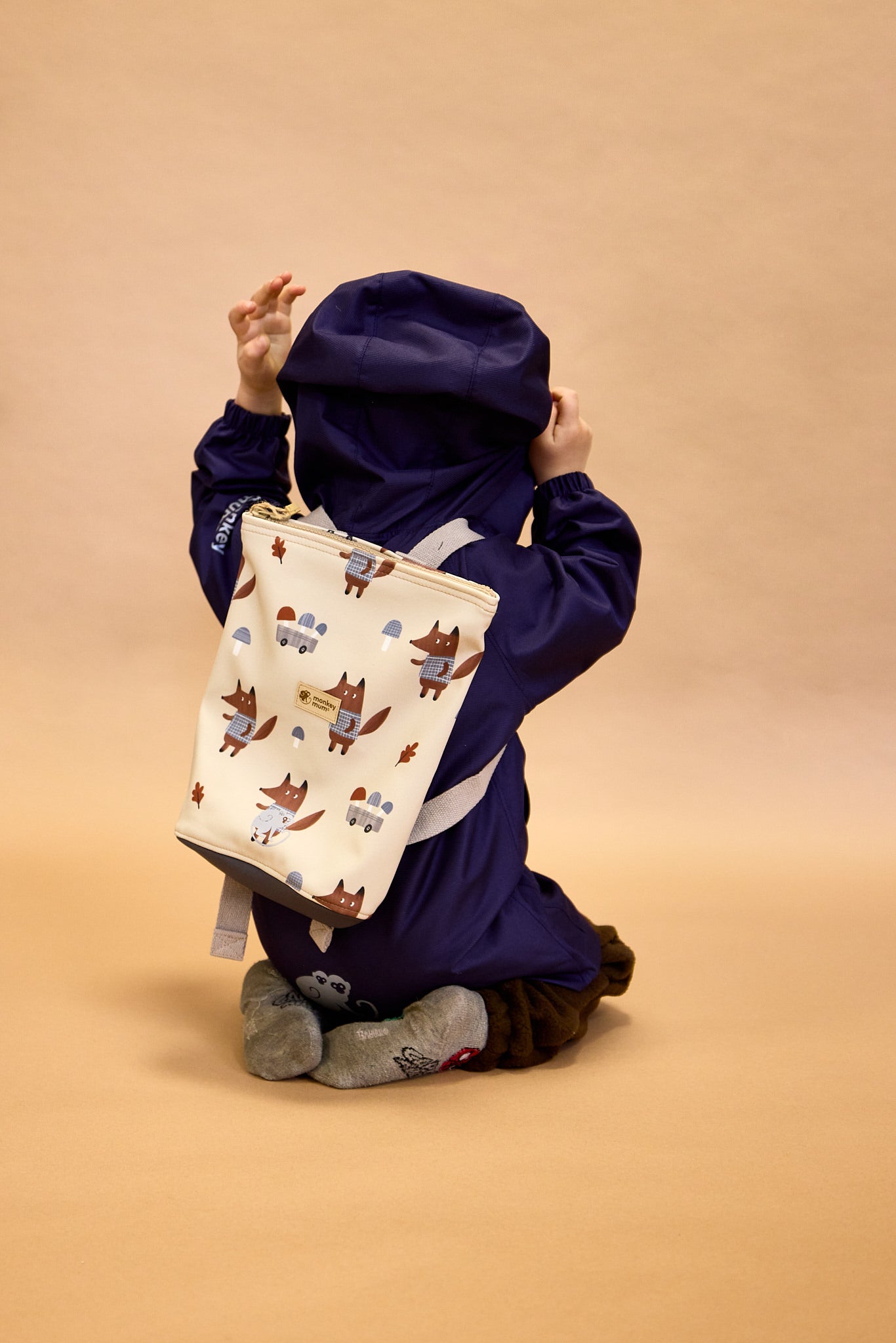 Dziecięcy softshellowy plecak Monkey Mum® - Leśne zwierzątka - Różowy