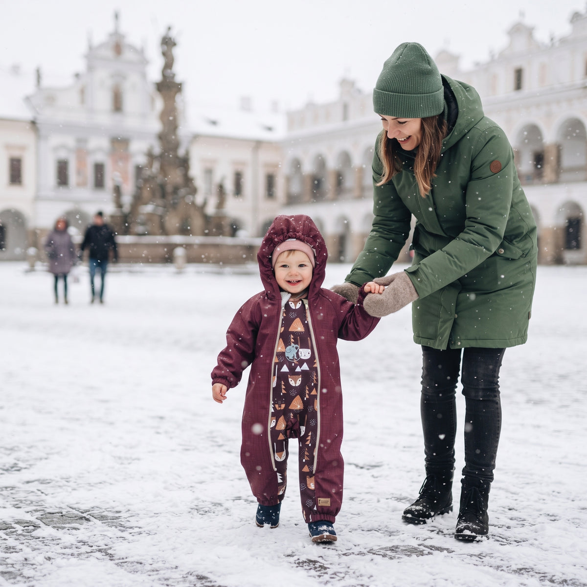 Monkey Mum® Dziecięcy zimowy kombinezon softshellowy z barankiem - Bordowy Czerwony Kapturek w lesie - roz. 62/68, 74/80