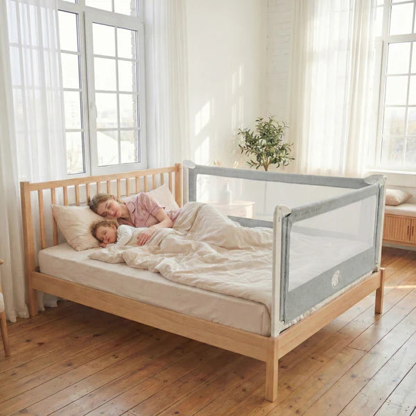 Pokrowiec na barierkę zabezpieczającą do łóżka Monkey Mum® Popular – Ciemnoszary