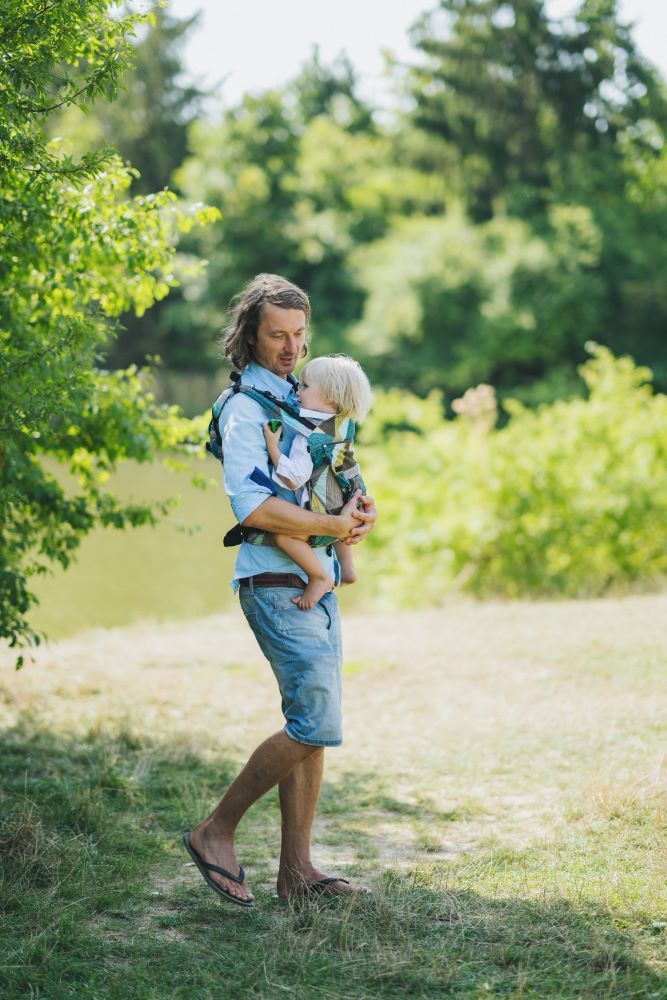 Monkey Mum® Ergonomiczne rosnące nosidło Carrie - Urok geometrii